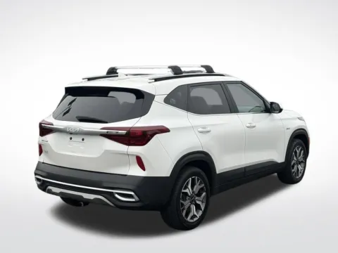 More photos of 2022 Kia Seltos EX at Zeigler BMW of Kalamazoo, MI