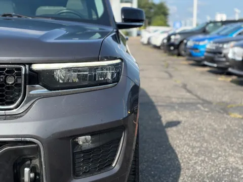 More photos of 2021 Jeep Grand Cherokee L Overland at Zeigler BMW of Kalamazoo, MI