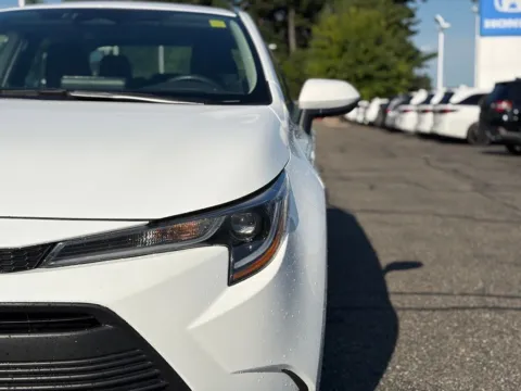 More photos of 2024 Toyota Corolla LE at Zeigler BMW of Kalamazoo, MI