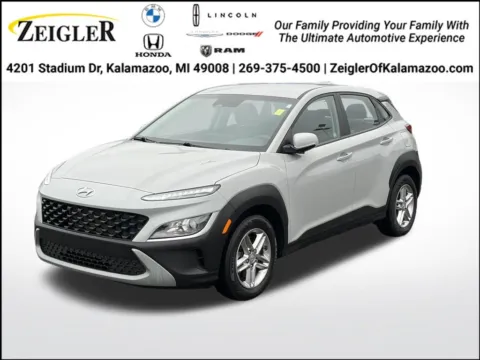 Silver 2022 Hyundai Kona SE for sale in Kalamazoo, MI