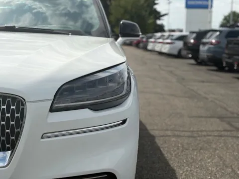 More photos of 2023 Lincoln Aviator Reserve at Zeigler BMW of Kalamazoo, MI