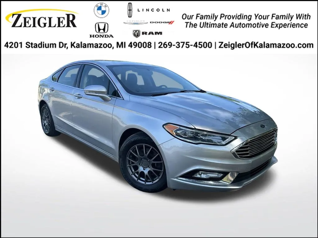 Silver 2018 Ford Fusion Titanium for sale in Kalamazoo, MI