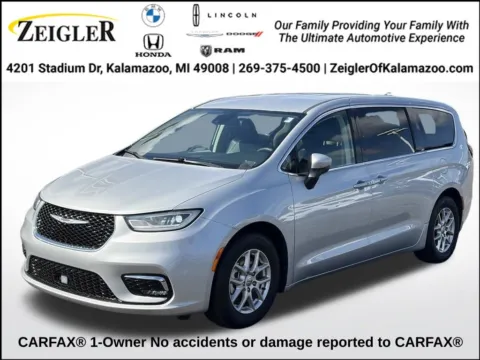 Silver 2023 Chrysler Pacifica Touring L for sale in Kalamazoo, MI