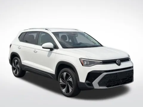 Photos of 2025 Volkswagen Taos 1.5T SE for sale in Kalamazoo, MI at Zeigler BMW of Kalamazoo