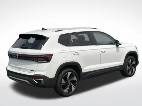 More photos of 2025 Volkswagen Taos 1.5T SE at Zeigler BMW of Kalamazoo, MI