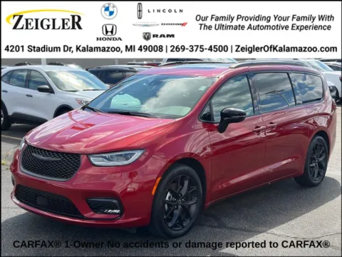 Red 2025 Chrysler Pacifica Limited for sale in Kalamazoo, MI