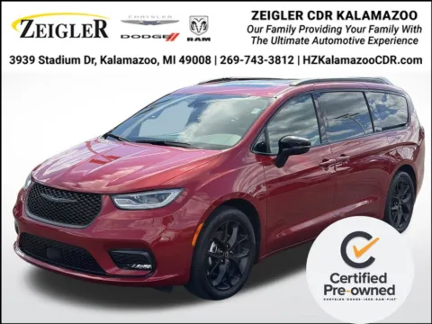 Red 2025 Chrysler Pacifica Limited for sale in Kalamazoo, MI