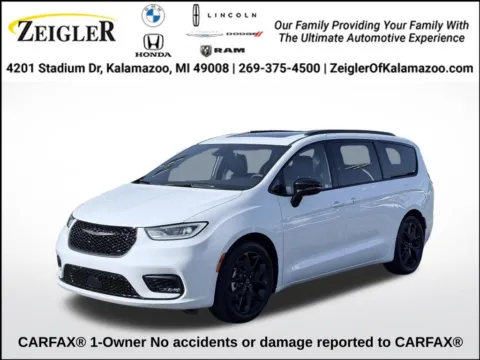 White 2025 Chrysler Pacifica Limited for sale in Kalamazoo, MI