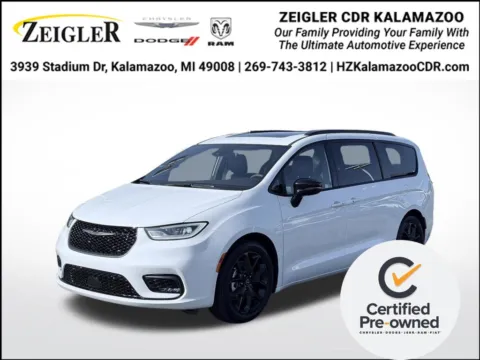 White 2025 Chrysler Pacifica Limited for sale in Kalamazoo, MI