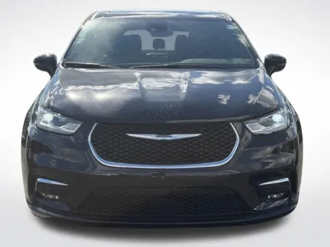 Another view of 2025 Chrysler Pacifica Select for sale in Kalamazoo, MI at Zeigler BMW of Kalamazoo