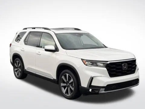 Another view of 2025 Honda Pilot Touring for sale in Kalamazoo, MI at Zeigler BMW of Kalamazoo