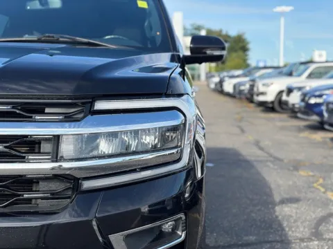 More photos of 2022 Ford Expedition Max Limited at Zeigler BMW of Kalamazoo, MI