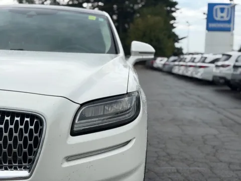 More photos of 2022 Lincoln Nautilus Reserve at Zeigler BMW of Kalamazoo, MI