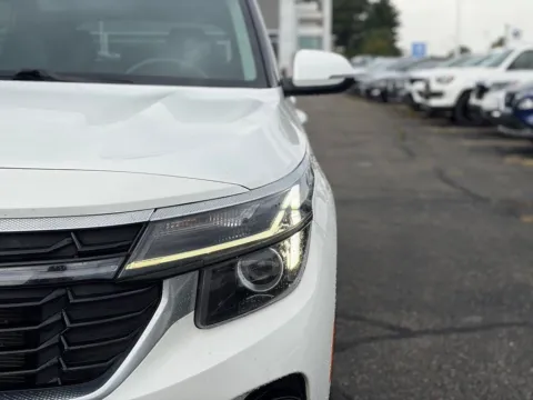 More photos of 2024 Kia Seltos S at Zeigler BMW of Kalamazoo, MI