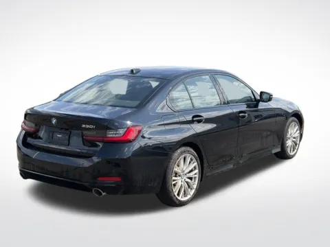 More photos of 2023 BMW 3 Series 330i xDrive at Zeigler BMW of Kalamazoo, MI