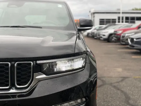 More photos of 2025 Jeep Grand Cherokee Limited at Zeigler BMW of Kalamazoo, MI