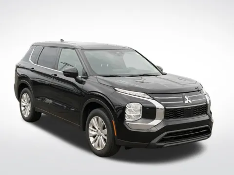 Photos of 2025 Mitsubishi Outlander ES for sale in Kalamazoo, MI at Zeigler BMW of Kalamazoo