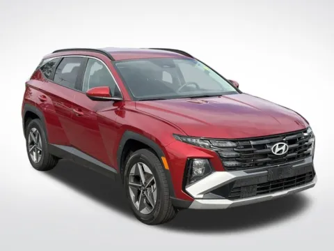 Photos of 2025 Hyundai Tucson SEL for sale in Kalamazoo, MI at Zeigler BMW of Kalamazoo