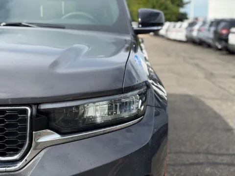 More photos of 2025 Jeep Grand Cherokee Limited at Zeigler BMW of Kalamazoo, MI