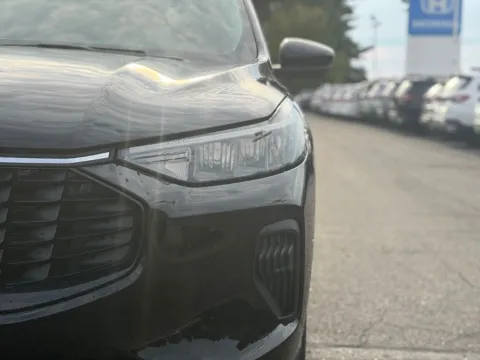 More photos of 2023 Ford Escape Active at Zeigler BMW of Kalamazoo, MI