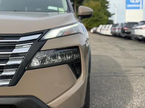 More photos of 2025 Nissan Rogue SV at Zeigler BMW of Kalamazoo, MI