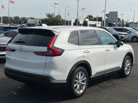 More photos of 2024 Honda CR-V EX at Zeigler BMW of Kalamazoo, MI