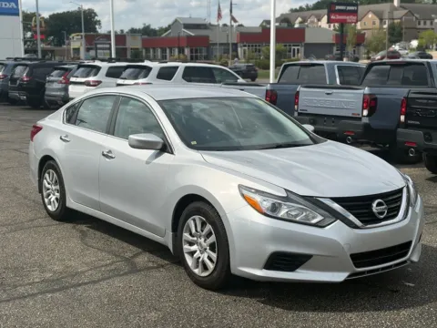 Photos of 2018 Nissan Altima 2.5 S for sale in Kalamazoo, MI at Zeigler BMW of Kalamazoo