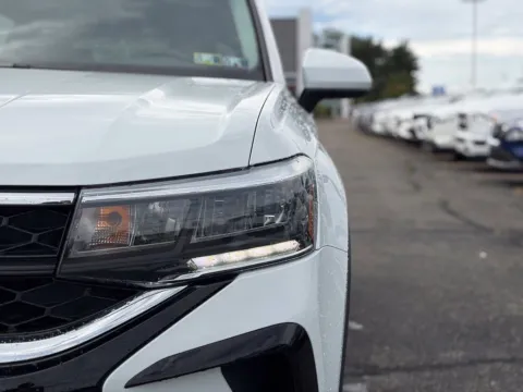 More photos of 2024 Volkswagen Taos 1.5T SE at Zeigler BMW of Kalamazoo, MI