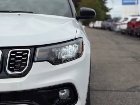 More photos of 2025 Jeep Compass Limited at Zeigler BMW of Kalamazoo, MI