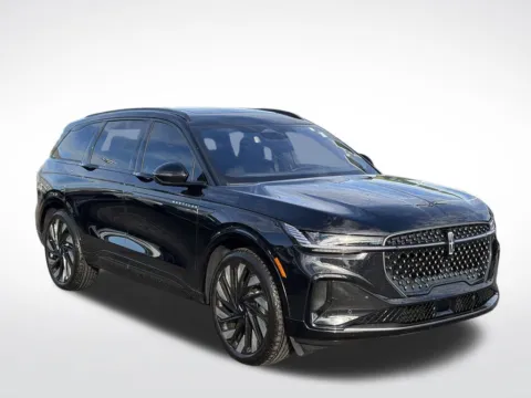 Photos of 2025 Lincoln Nautilus Reserve for sale in Kalamazoo, MI at Zeigler BMW of Kalamazoo