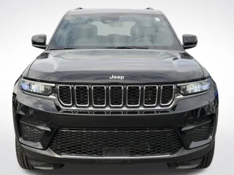 Another view of 2024 Jeep Grand Cherokee Laredo X for sale in Kalamazoo, MI at Zeigler BMW of Kalamazoo
