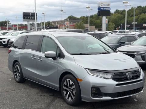 Photos of 2025 Honda Odyssey EX-L for sale in Kalamazoo, MI at Zeigler BMW of Kalamazoo