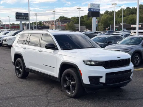 Photos of 2023 Jeep Grand Cherokee L Altitude for sale in Kalamazoo, MI at Zeigler BMW of Kalamazoo