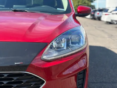 More photos of 2020 Ford Escape SE at Zeigler BMW of Kalamazoo, MI