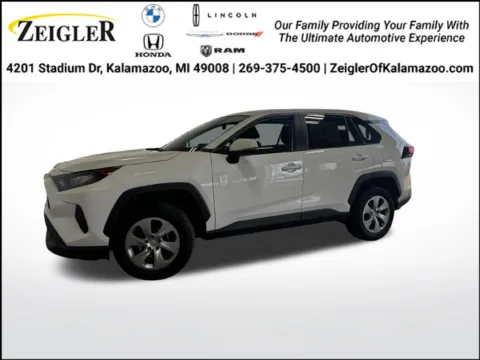 White 2022 Toyota RAV4 LE for sale in Kalamazoo, MI