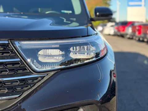 More photos of 2023 Ford Explorer XLT at Zeigler BMW of Kalamazoo, MI
