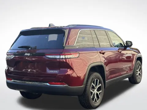More photos of 2025 Jeep Grand Cherokee Limited at Zeigler BMW of Kalamazoo, MI