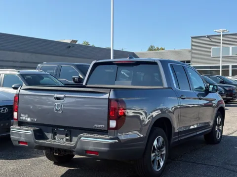 More photos of 2019 Honda Ridgeline RTL at Zeigler BMW of Kalamazoo, MI