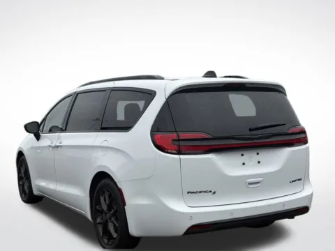 Another view of 2025 Chrysler Pacifica Limited for sale in Kalamazoo, MI at Zeigler BMW of Kalamazoo
