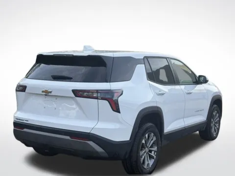 More photos of 2026 Chevrolet Equinox LT at Zeigler BMW of Kalamazoo, MI