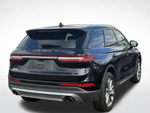 More photos of 2022 Lincoln Corsair Standard at Zeigler BMW of Kalamazoo, MI
