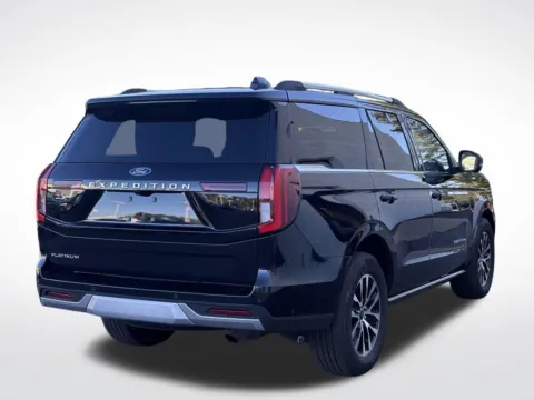 More photos of 2025 Ford Expedition Platinum at Zeigler BMW of Kalamazoo, MI