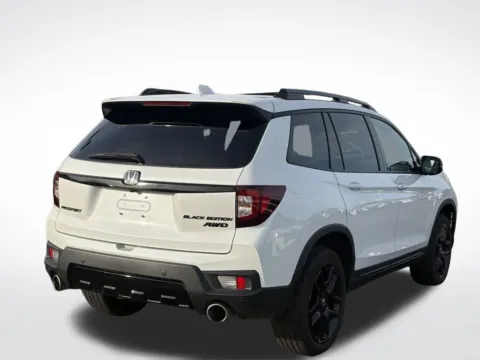 More photos of 2024 Honda Passport Black Edition at Zeigler BMW of Kalamazoo, MI