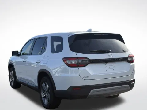 Another view of 2025 Honda Pilot EX-L for sale in Kalamazoo, MI at Zeigler BMW of Kalamazoo