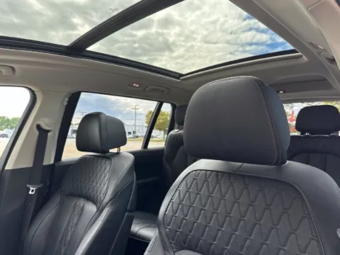 Photos of 2026 BMW X7 xDrive40i for sale in Kalamazoo, MI at Zeigler BMW of Kalamazoo