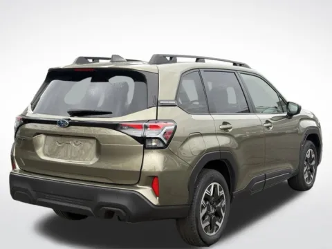 More photos of 2025 Subaru Forester Premium at Zeigler BMW of Kalamazoo, MI