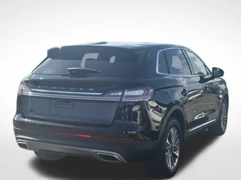 More photos of 2022 Lincoln Nautilus Reserve at Zeigler BMW of Kalamazoo, MI
