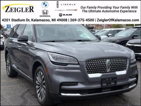 Gray 2023 Lincoln Aviator Standard for sale in Kalamazoo, MI