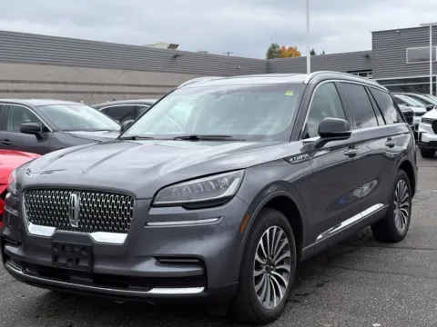 Photos of 2023 Lincoln Aviator Standard for sale in Kalamazoo, MI at Zeigler BMW of Kalamazoo