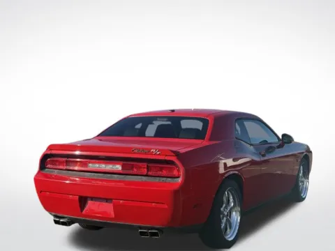 More photos of 2013 Dodge Challenger R/T at Zeigler BMW of Kalamazoo, MI